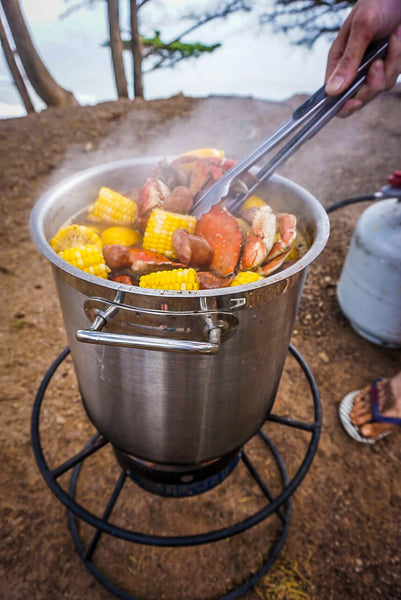 Outdoor and Off-Grid Cooking with Turbo Pot